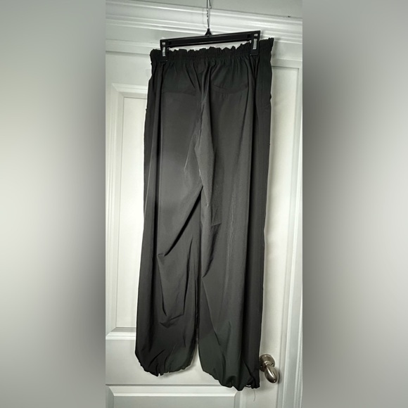 Rachel Zoe Black Parachute Pants - Picture 2 of 5